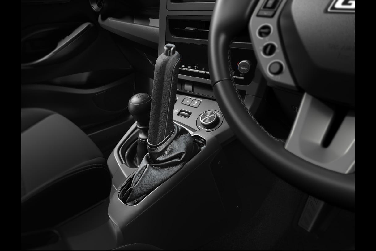 gryaris_performance_img06